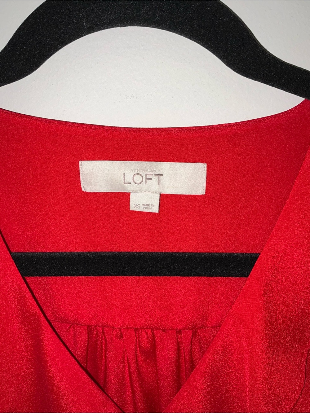 LOFT Red Ruffle V-Neck Blouse - Picture 3 of 3